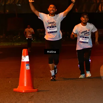 Runner Photo 7673109