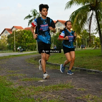 Runner Photo 7673110