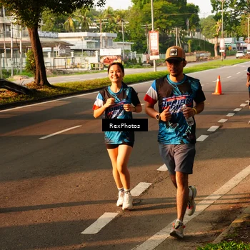 Runner Photo 7673115