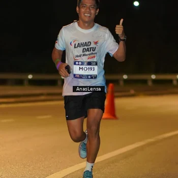 Runner Photo 7673144