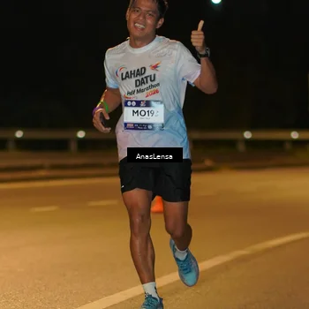 Runner Photo 7673146