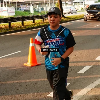 Runner Photo 7673154