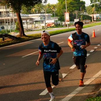 Runner Photo 7673157