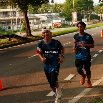 Runner Photo 7673159