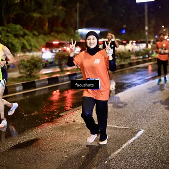 Runner Photo 7673164