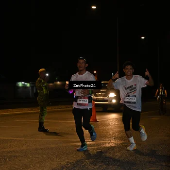 Runner Photo 7673168