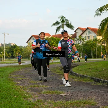 Runner Photo 7673171