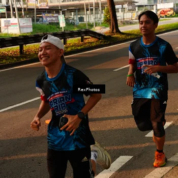 Runner Photo 7673182