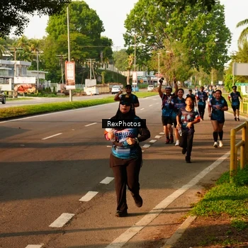 Runner Photo 7673185