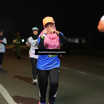 Runner Photo 7673187