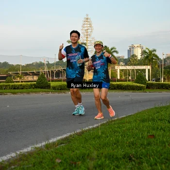 Runner Photo 7673193
