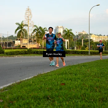Runner Photo 7673194