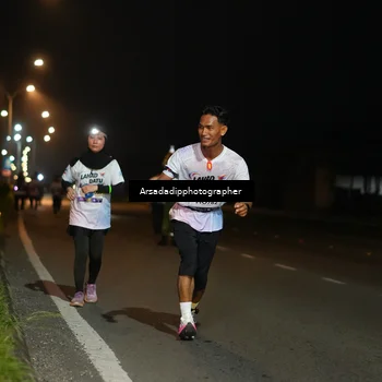 Runner Photo 7673199