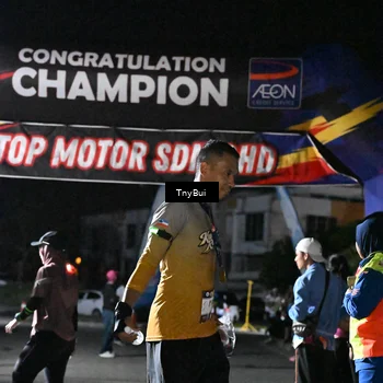 Runner Photo 7673205