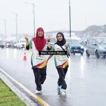 Runner Photo 7673229