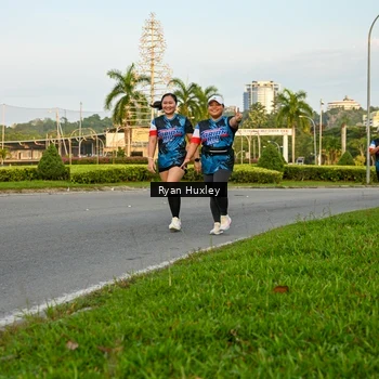 Runner Photo 7673235
