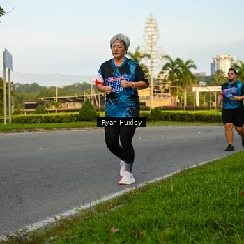Runner Photo 7673236