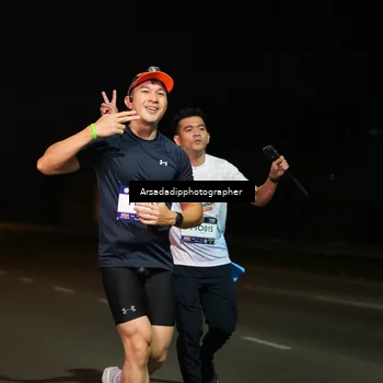 Runner Photo 7673240