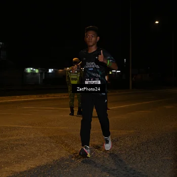 Runner Photo 7673241