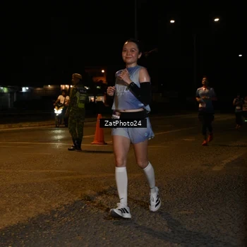 Runner Photo 7673258