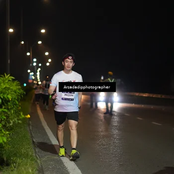 Runner Photo 7673264