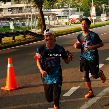 Runner Photo 7673267