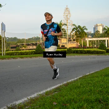 Runner Photo 7673275