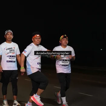 Runner Photo 7673284