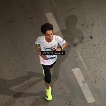 Runner Photo 7673293