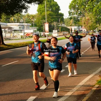 Runner Photo 7673294