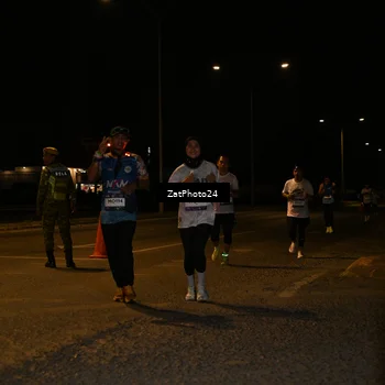 Runner Photo 7673297