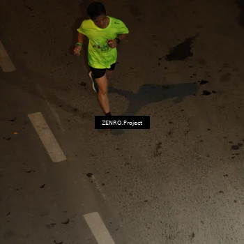 Runner Photo 7673301