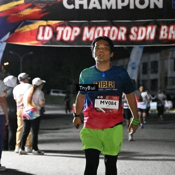 Runner Photo 7673348
