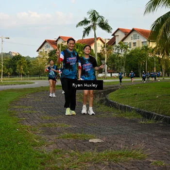 Runner Photo 7673353
