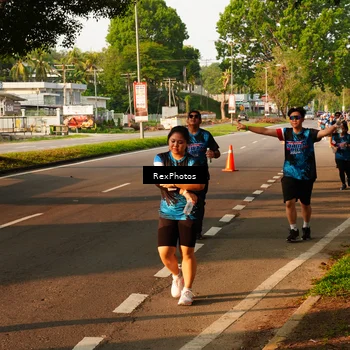 Runner Photo 7673359