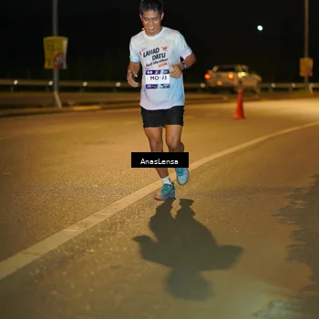 Runner Photo 7673364