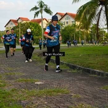 Runner Photo 7673369