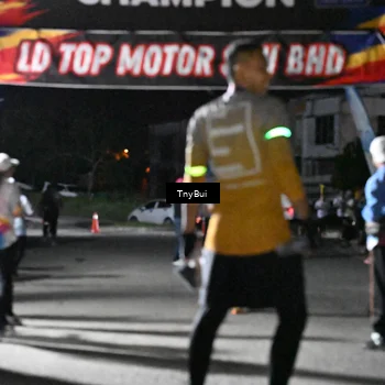 Runner Photo 7673375