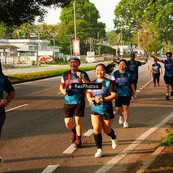 Runner Photo 7673380