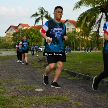 Runner Photo 7673390