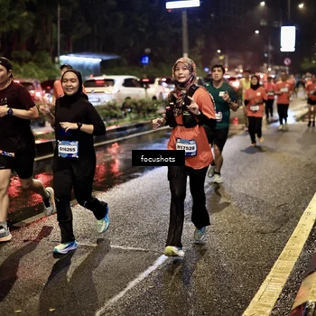 Runner Photo 7673395