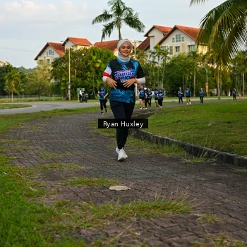 Runner Photo 7673397