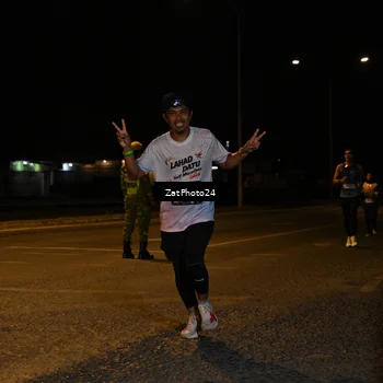 Runner Photo 7673403