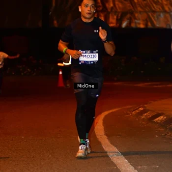 Runner Photo 7673406