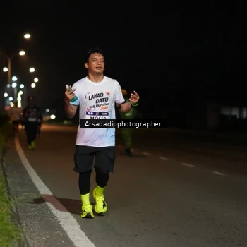 Runner Photo 7673414