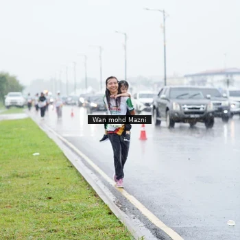 Runner Photo 7673421