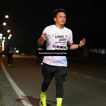 Runner Photo 7673425