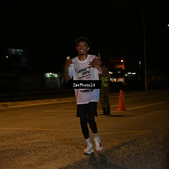 Runner Photo 7673431