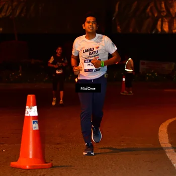 Runner Photo 7673437
