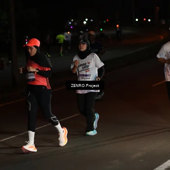 Runner Photo 7673438